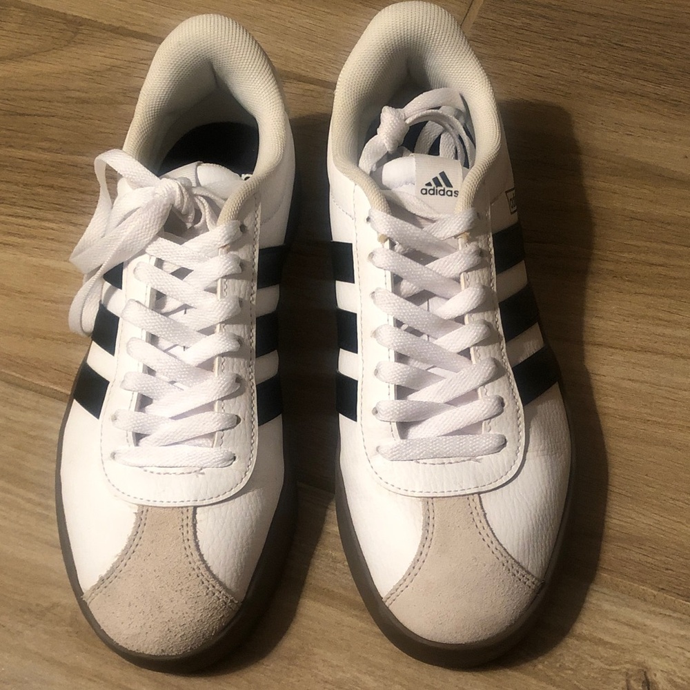 adidas White Sneakers with Black Stripes and Tan Toe